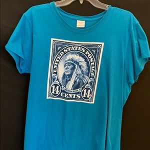 Gildan ultra cotton blue large T-shirt